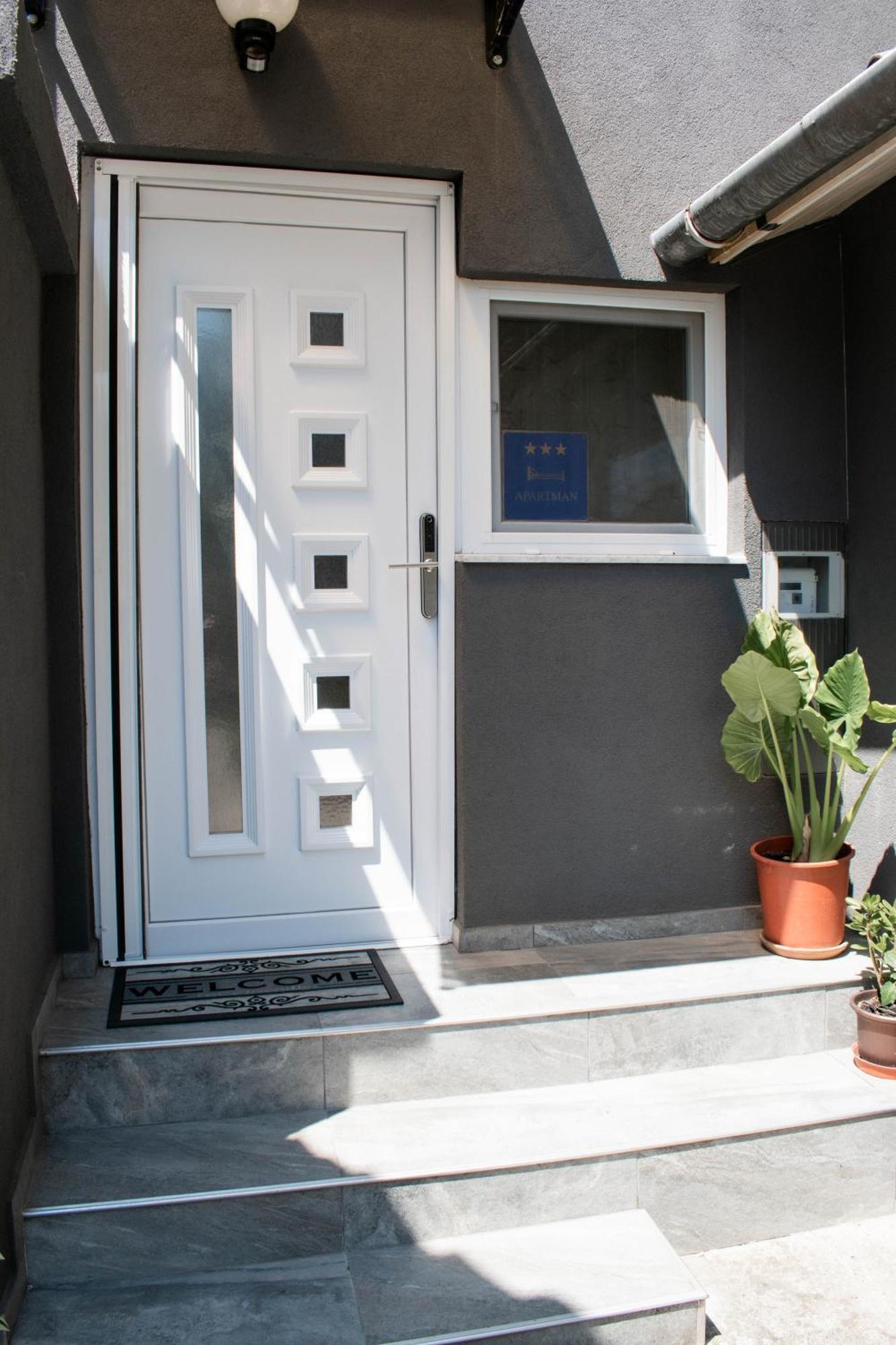 Agata,osijek, Self Check-in Apartment